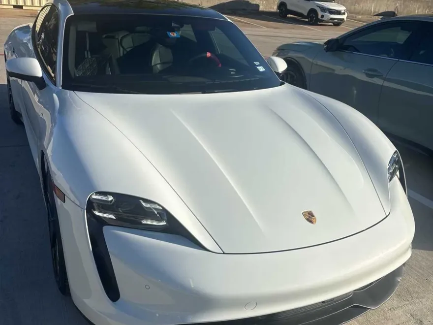2020 Porsche Taycan 4S photo 1