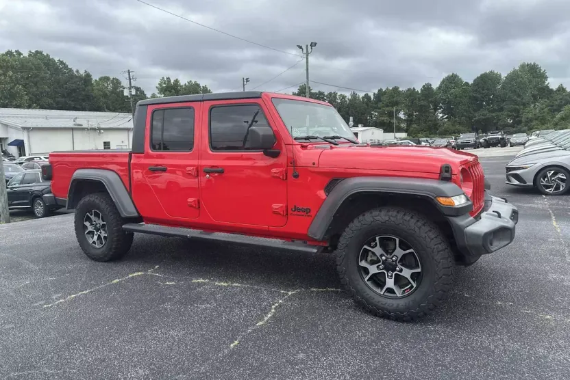 2020 Jeep Gladiator Sport S photo 1