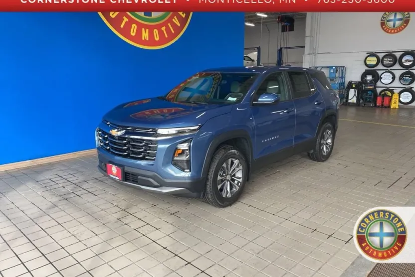 2026 Chevrolet Equinox LT photo 1