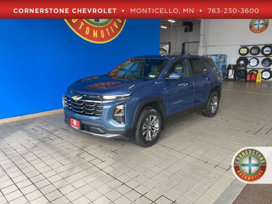 2026 Chevrolet Equinox LT photo 1
