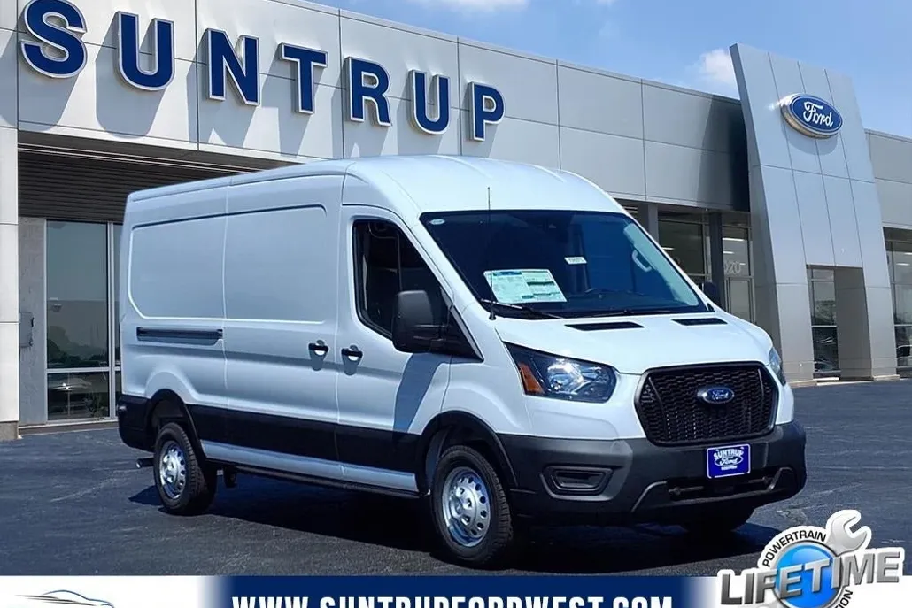 2025 Ford Transit photo 1