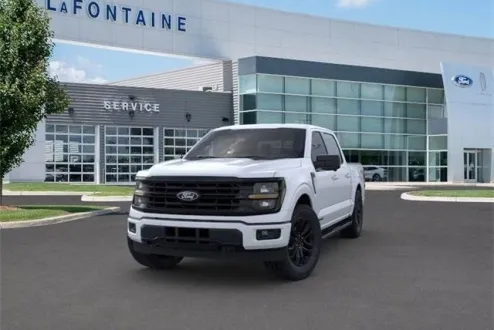 2025 Ford F-150 XLT photo 2