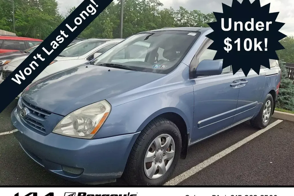 2008 Kia Sedona LX photo 1