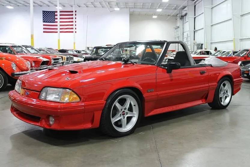 1991 Ford Mustang GT photo 1