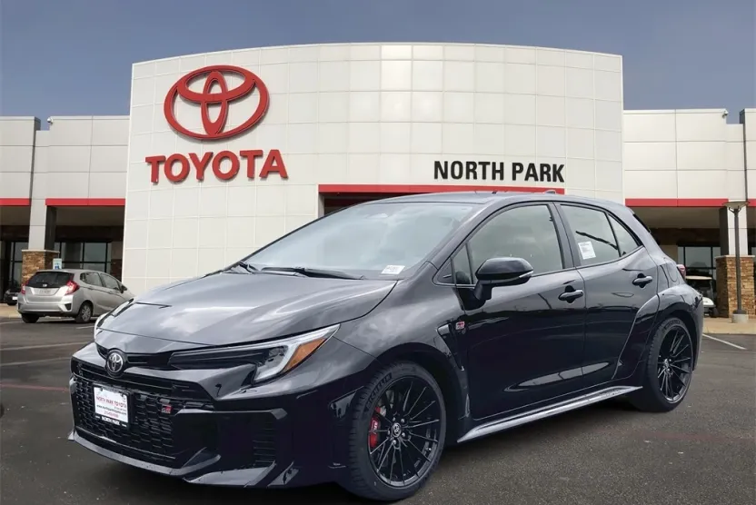2025 Toyota Corolla GR Premium photo 1