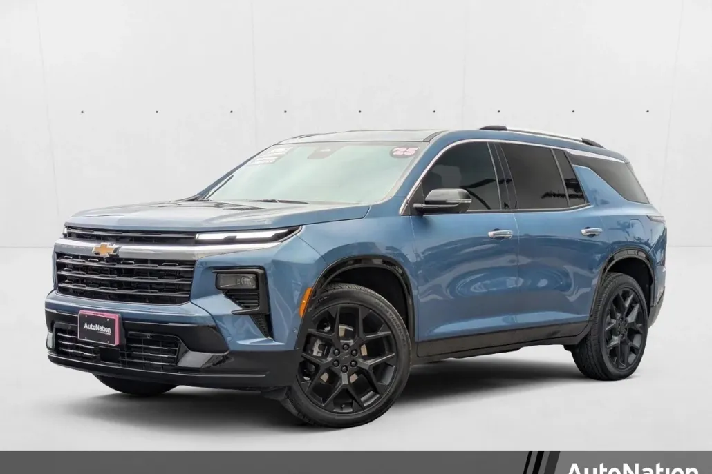 2025 Chevrolet Traverse High Country photo 1