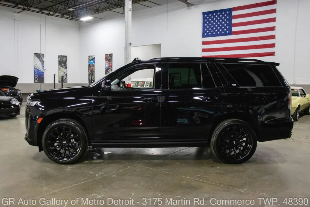 2024 Cadillac Escalade Sport Platinum photo 1