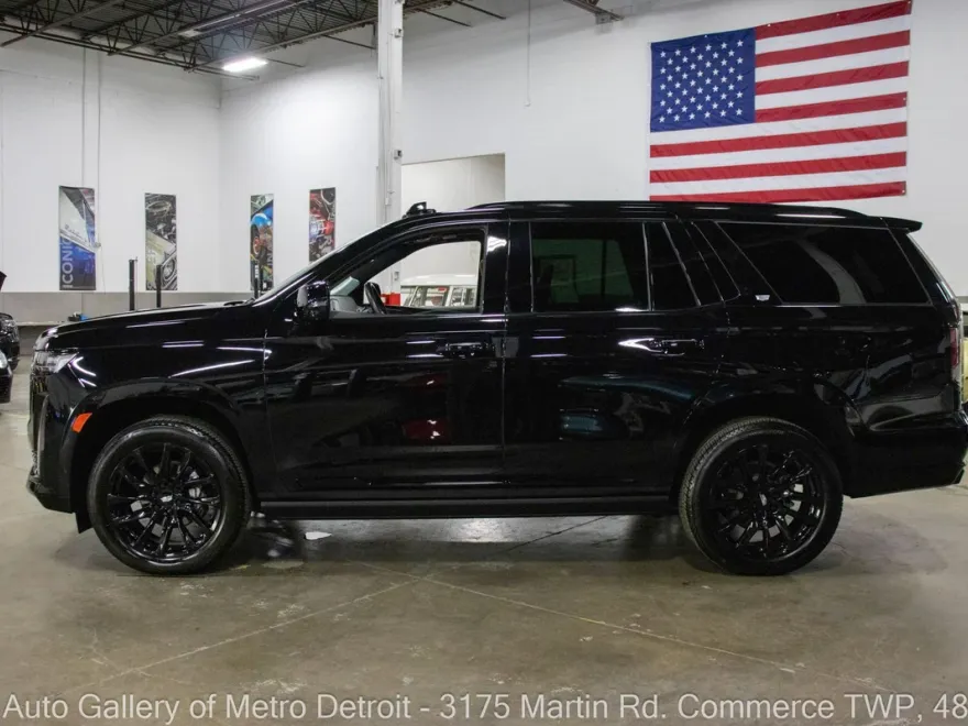 2024 Cadillac Escalade Sport Platinum photo 1