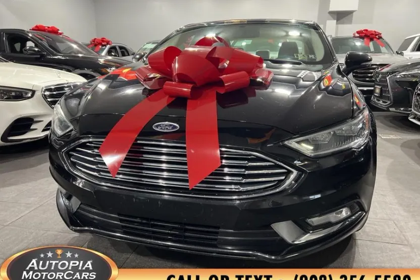 2017 Ford Fusion SE photo 1