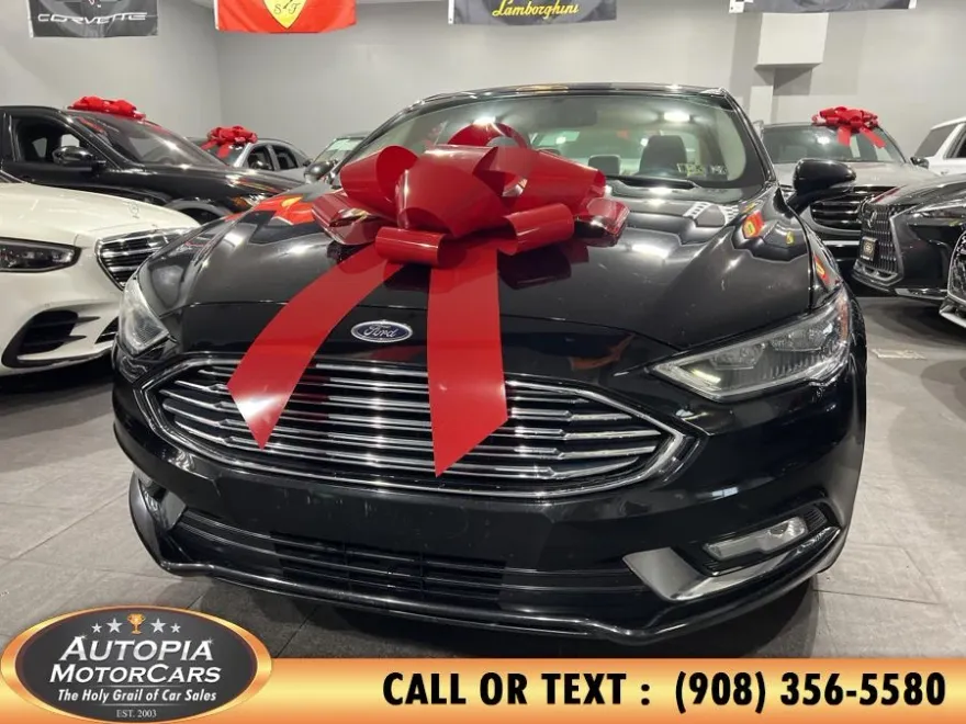 2017 Ford Fusion SE photo 1