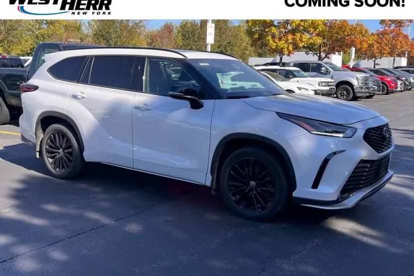 2024 Toyota Highlander XSE photo 1