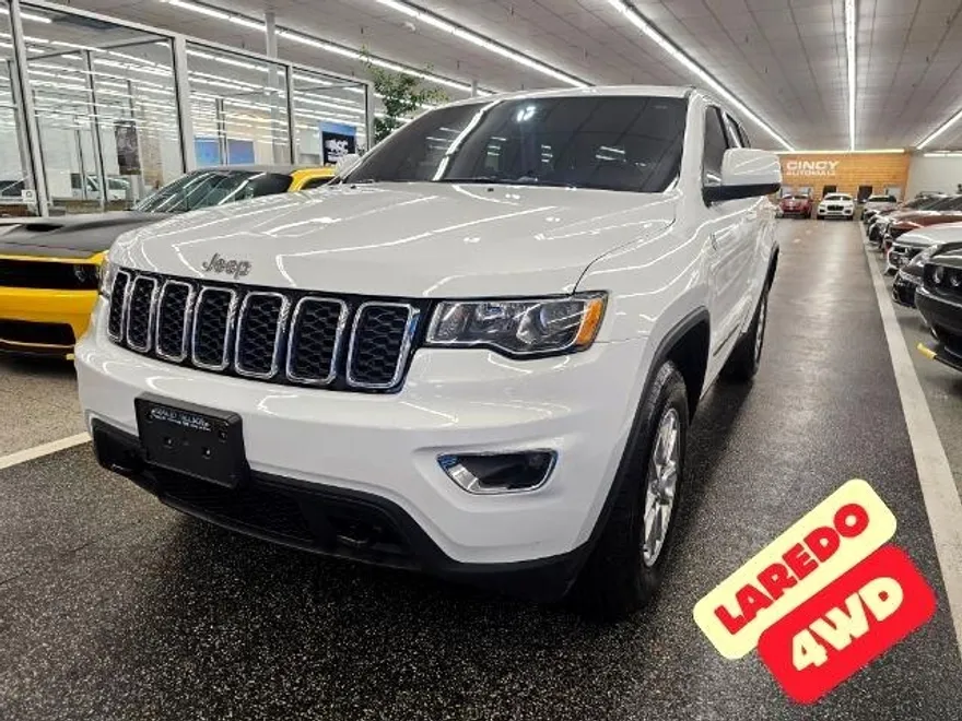 2020 Jeep Grand Cherokee Laredo E photo 1