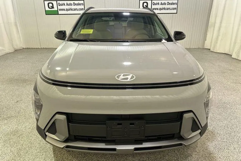 2026 Hyundai Kona SEL photo 1