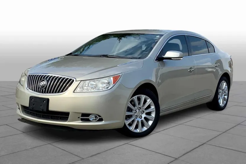 2013 Buick LaCrosse Leather photo 1