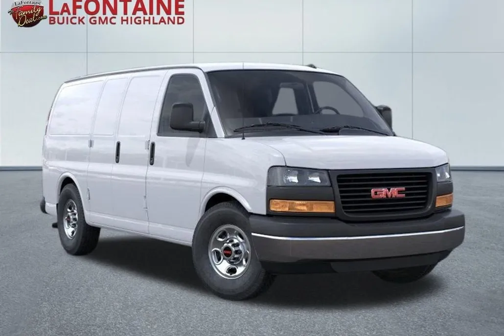 2025 Gmc Savana Cargo 3500 photo 1