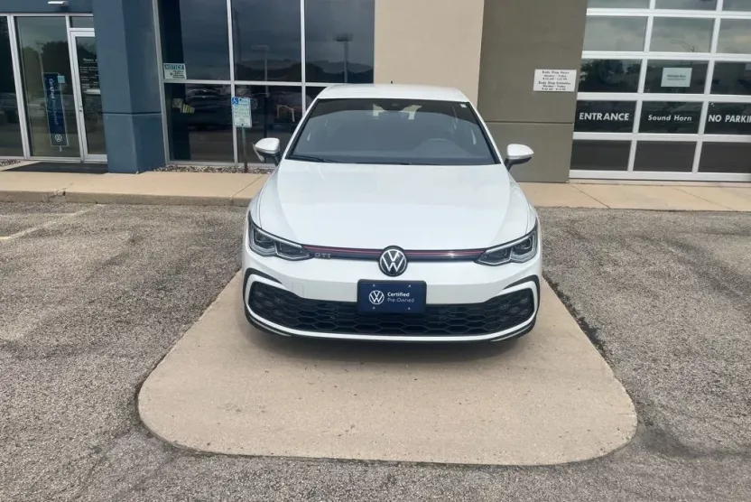 2024 Volkswagen Golf GTI S photo 1