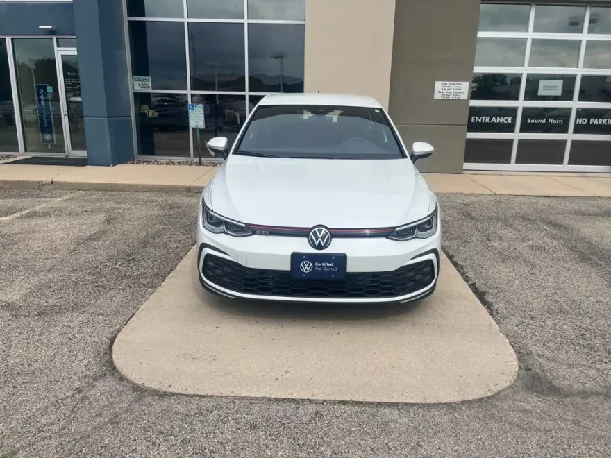 2024 Volkswagen Golf GTI S photo 1