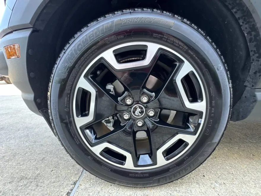 2024 Ford Bronco Sport Outer Banks photo 1