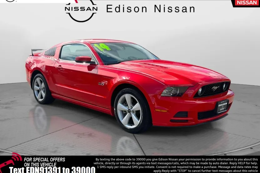 2014 Ford Mustang GT photo 1