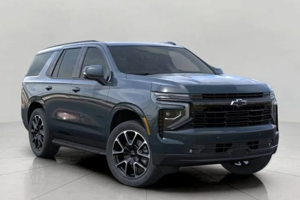 2025 Chevrolet Tahoe RST photo 1