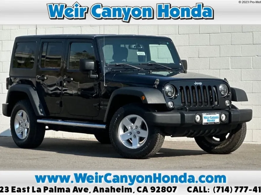 2017 Jeep Wrangler Unlimited Sport photo 1