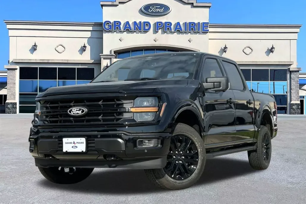 2025 Ford F-150 XLT photo 1