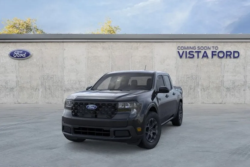 2025 Ford Maverick XLT photo 1