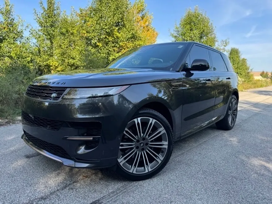 2024 Land Rover Range Rover Sport SE photo 1