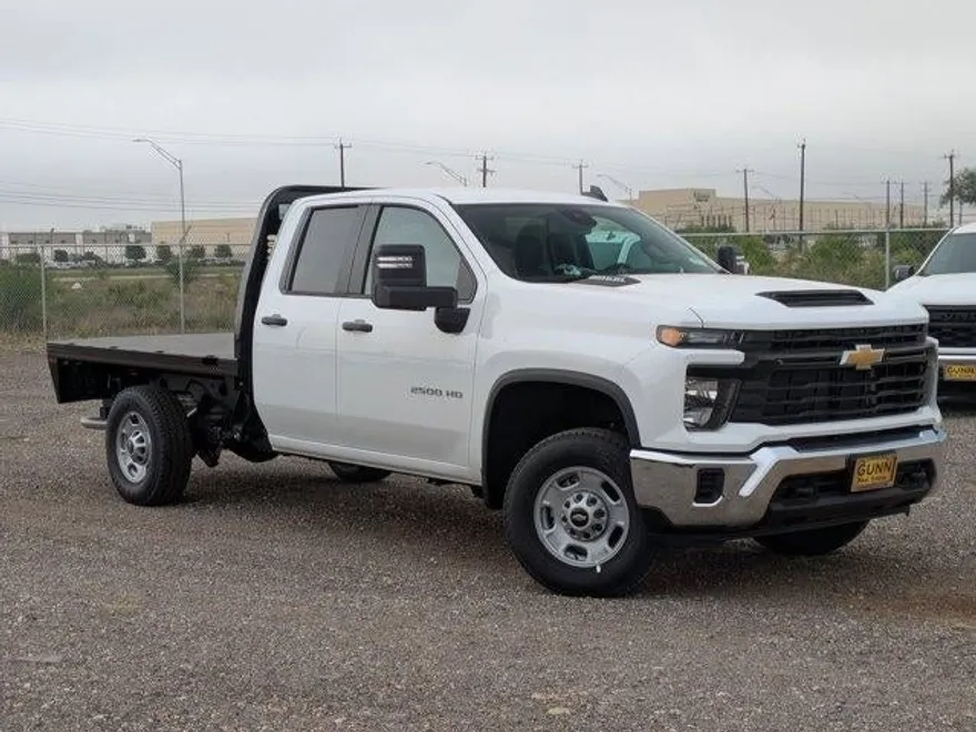 2025 Chevrolet Silverado 2500HD photo 1