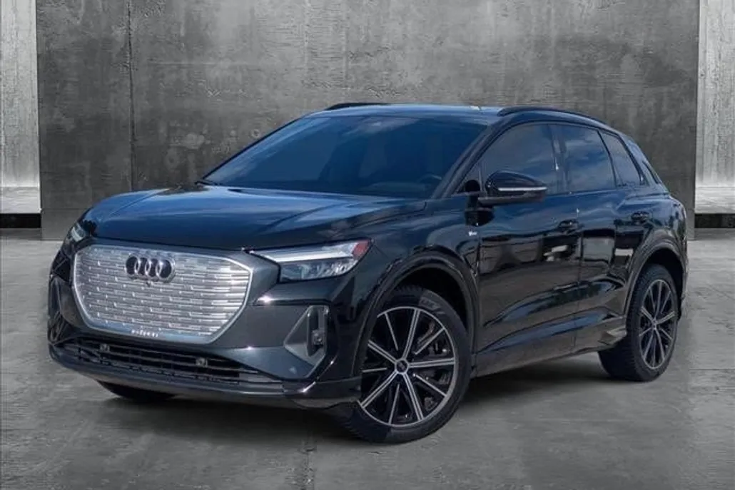2022 Audi Q4 E-tron Premium Plus photo 1