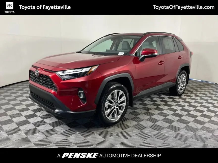 2023 Toyota RAV4 XLE Premium photo 1