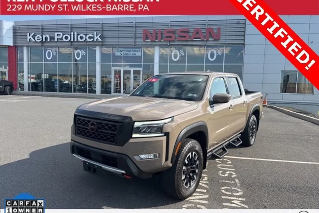 2023 Nissan Frontier Crew Cab PRO-4X photo 1