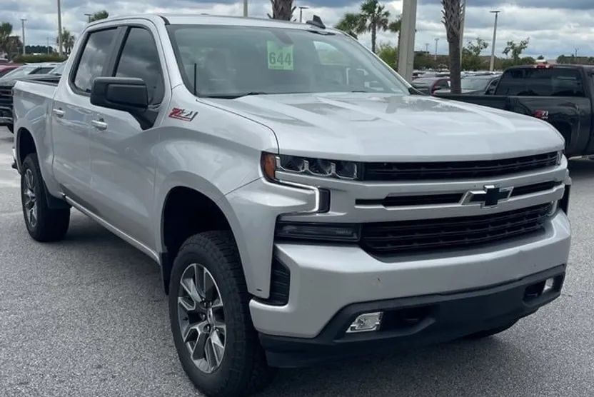 2021 Chevrolet Silverado 1500 RST photo 1