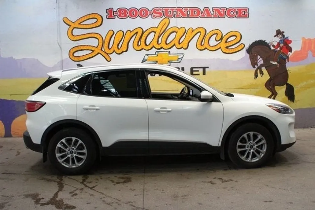 2020 Ford Escape SE photo 1