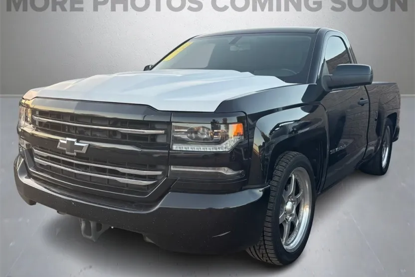 2018 Chevrolet Silverado Work Truck LS Base photo 1