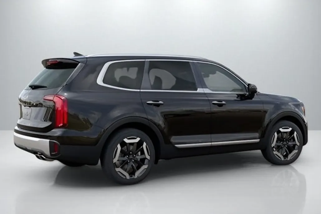 2025 Kia Telluride S photo 1