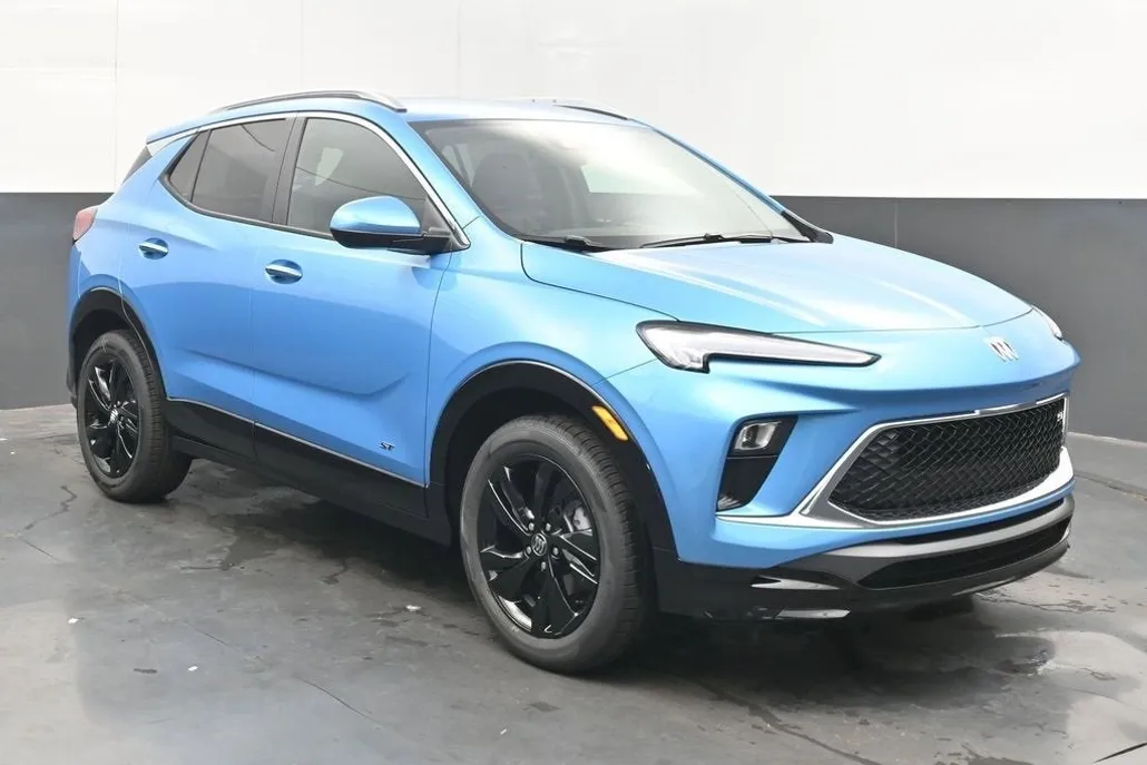 2026 Buick Encore GX Sport Touring photo 1