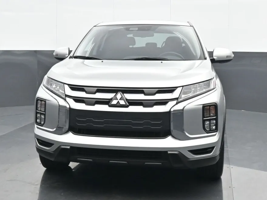 2024 Mitsubishi Outlander Sport ES LE SE photo 1
