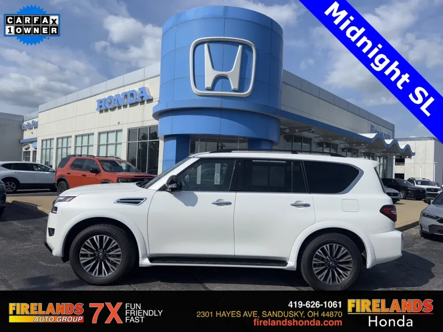 2024 Nissan Armada SL photo 1