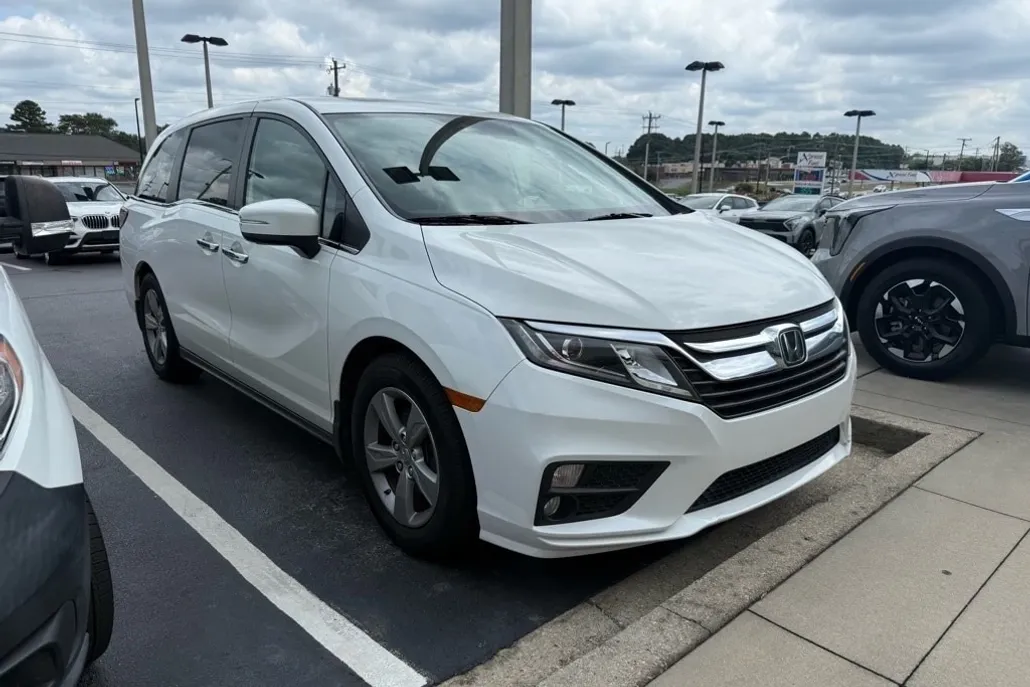 2020 Honda Odyssey EX-L photo 1