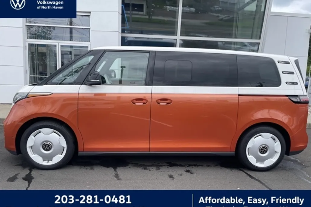 2025 Volkswagen ID. Buzz photo 1