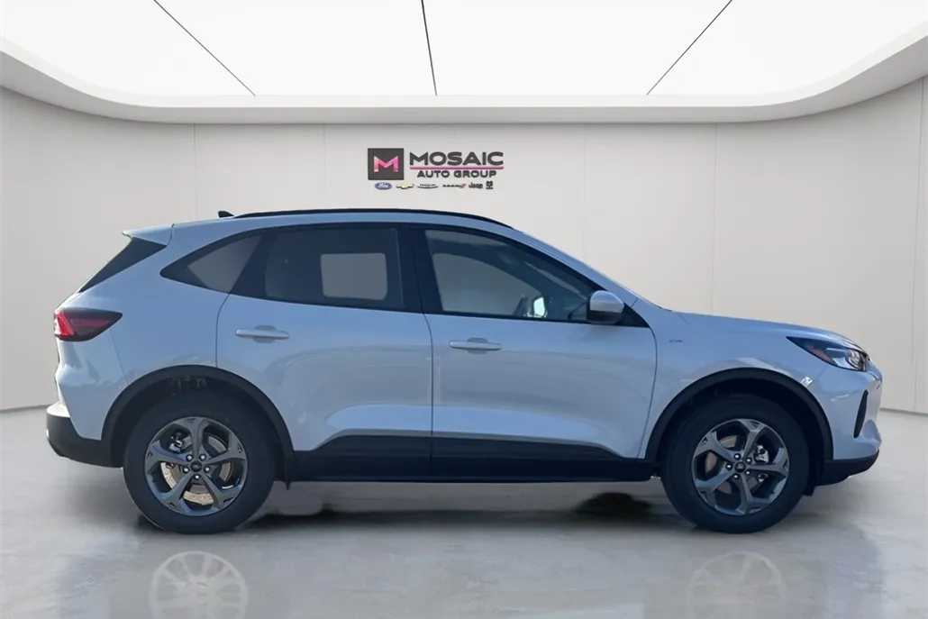 2026 Ford Escape Hybrid ST-Line Select photo 1
