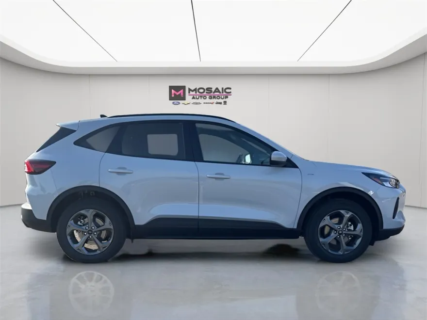 2026 Ford Escape Hybrid ST-Line Select photo 1