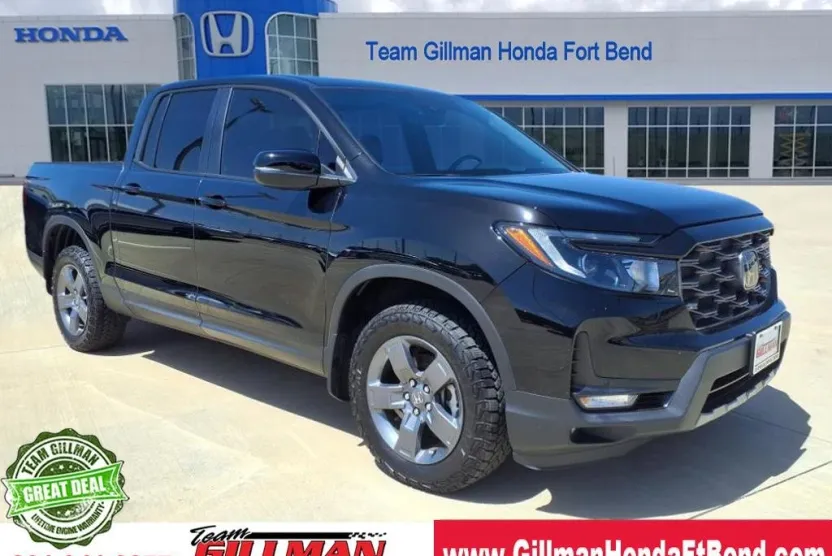 2025 Honda Ridgeline TrailSport photo 1
