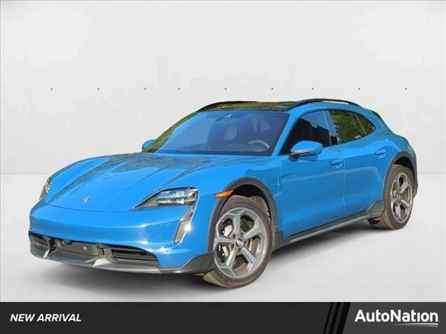 2021 Porsche Taycan Cross Turismo Turbo photo 1