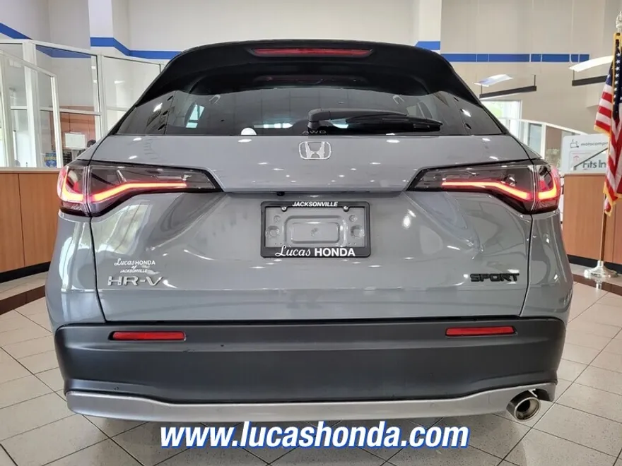 2024 Honda HR-V Sport photo 1