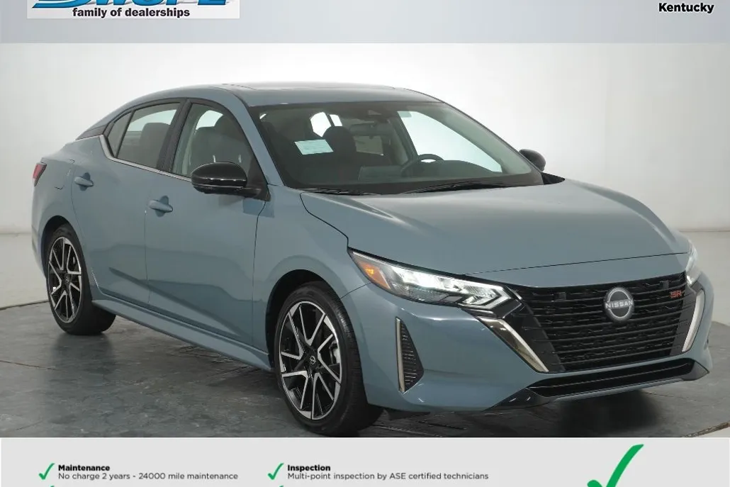 2025 Nissan Sentra SR photo 1