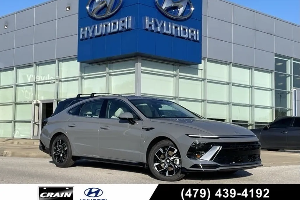 2025 Hyundai Sonata SEL photo 1