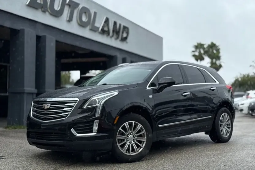 2019 Cadillac XT5 Luxury photo 1