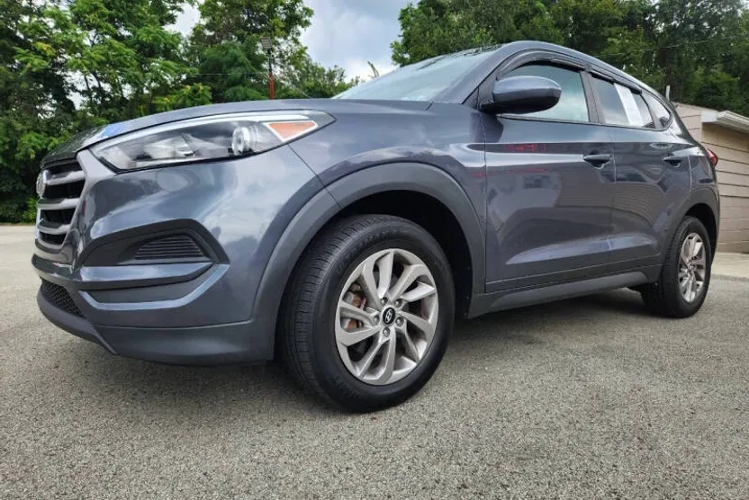 2018 Hyundai Tucson SE photo 1